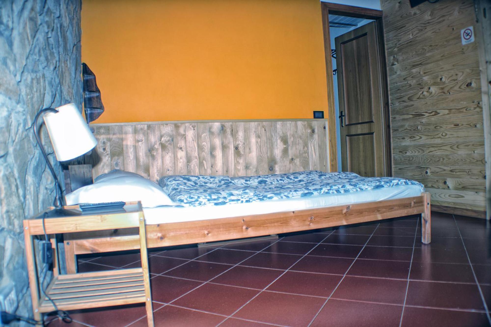 Casa Dell'Astrofilo Apartment ลอนด้า ภายนอก รูปภาพ